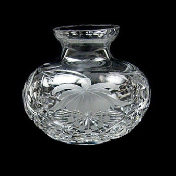 Round-Sided-Thistle-Crystal-Vase-Fuchsia_1312130311_m[1]